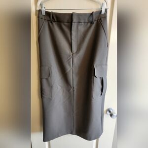 CONTEMPORAINE PAR SIMONS Green Maxi Pencil Cargo Skirt. Size Medium. NWOT!